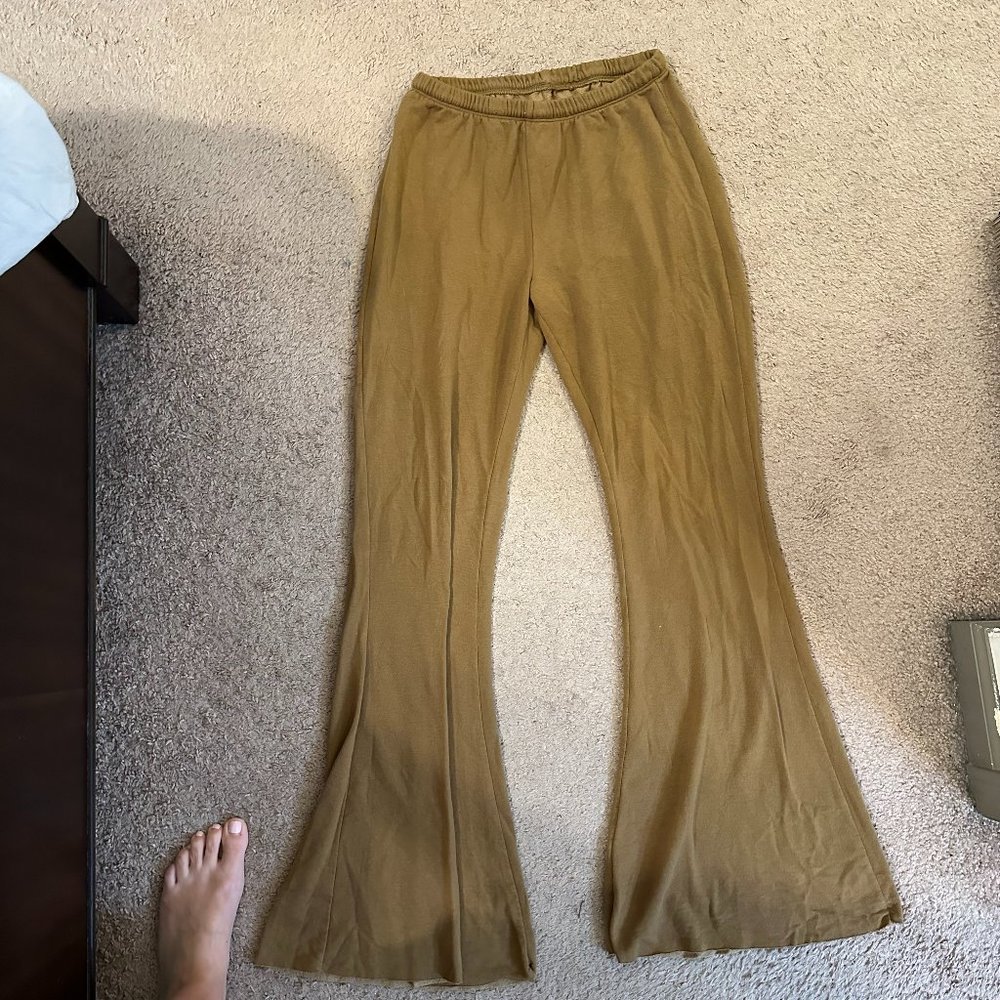 Aerie Offline Gold/mustard bell bottom pants